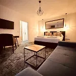 Bed & Breakfast Haus Am Sinzheim