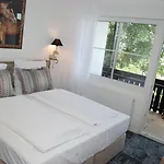 Bed & Breakfast Haus Am
