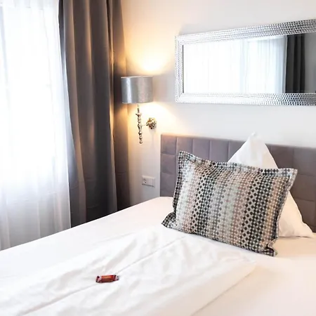 Hotel Haus Am See 3* Sinzheim