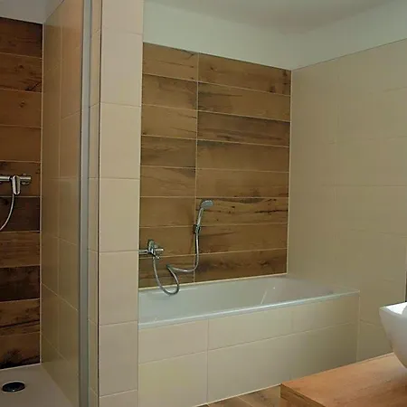 Haus Am 3* Зинцхайм