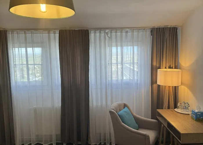 호텔 호텔 하우스 암 시 3*